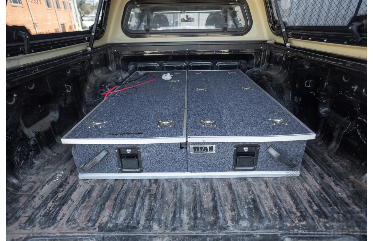 05/2015 Mitsubishi Triton GLX (4x4)  MN MY15 Double Cab Utility Black Turbo Diesel 2.5L