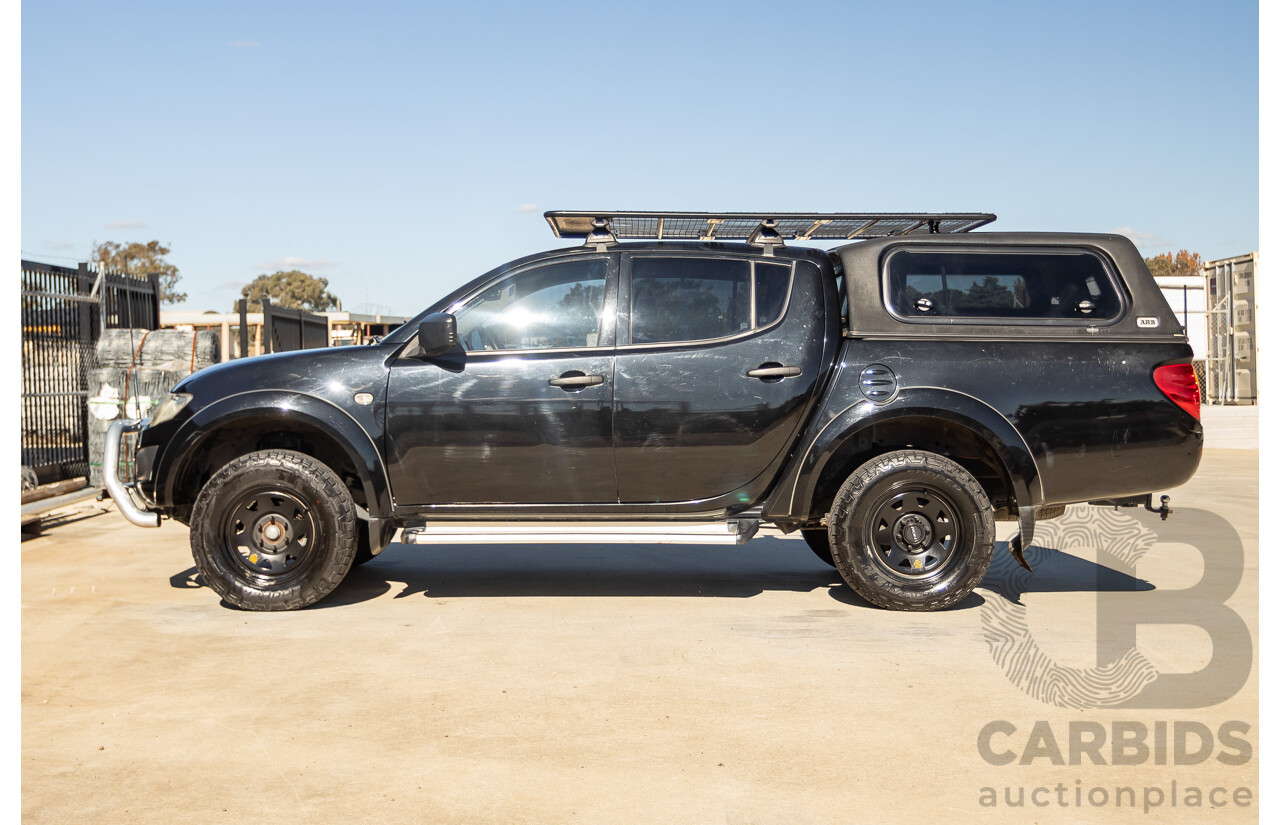 05/2015 Mitsubishi Triton GLX (4x4)  MN MY15 Double Cab Utility Black Turbo Diesel 2.5L