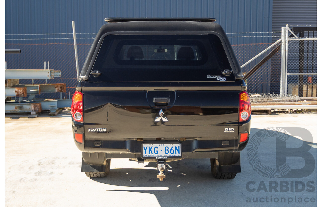 05/2015 Mitsubishi Triton GLX (4x4)  MN MY15 Double Cab Utility Black Turbo Diesel 2.5L