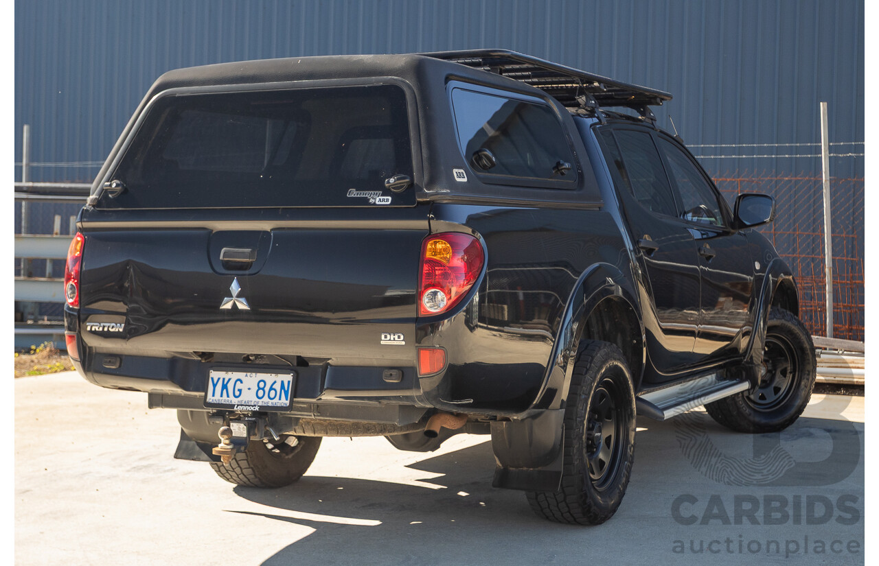 05/2015 Mitsubishi Triton GLX (4x4)  MN MY15 Double Cab Utility Black Turbo Diesel 2.5L
