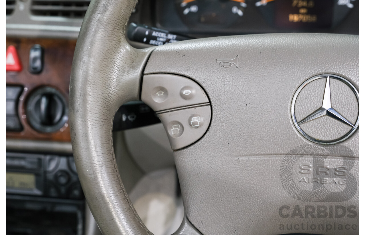 4/2000 Mercedes-Benz CLK 230 Kompressor Avantgarde  2d Coupe White Supercharged 2.3L