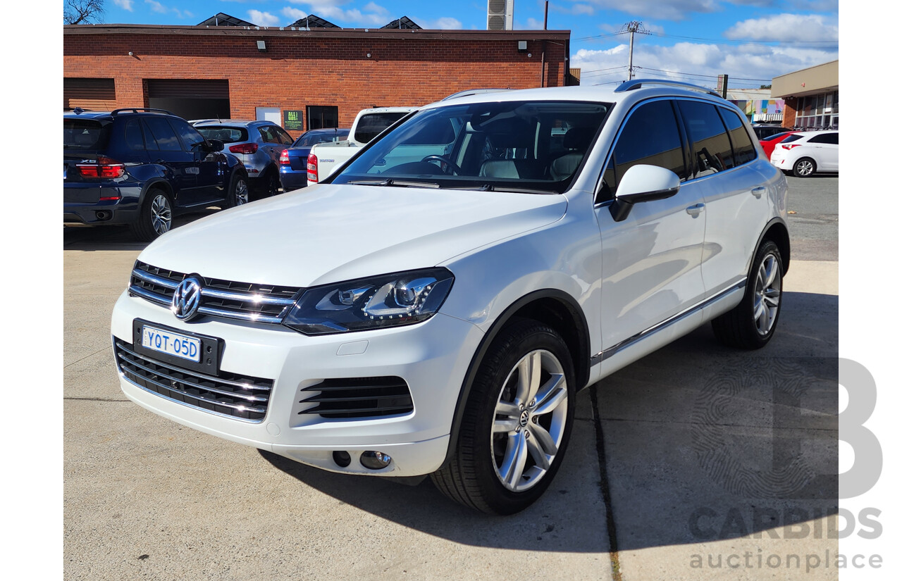 11/2014 Volkswagen Touareg V6 TDI 7P MY14 4d Wagon White 3.0L