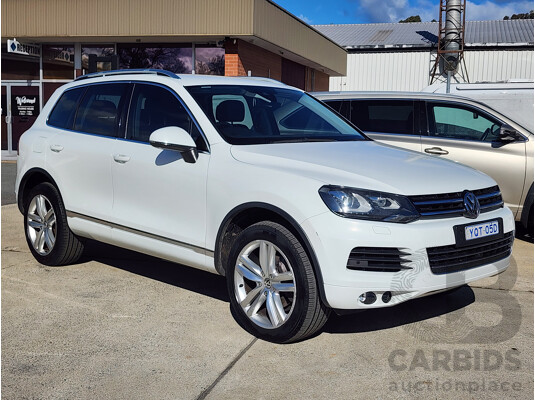 11/2014 Volkswagen Touareg V6 TDI 7P MY14 4d Wagon White 3.0L