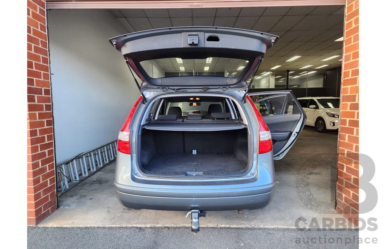 9/2009 Hyundai i30 cw SX 2.0 FD MY09 4d Wagon Grey 2.0L