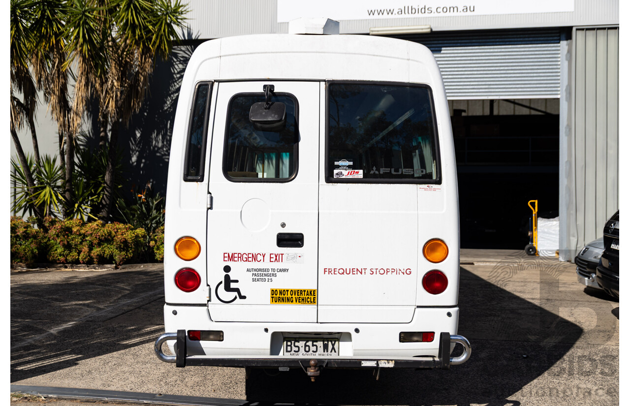 10/2012 Mitsubishi Rosa BE600 25 Seater 4d White Turbo Diesel 4.9L