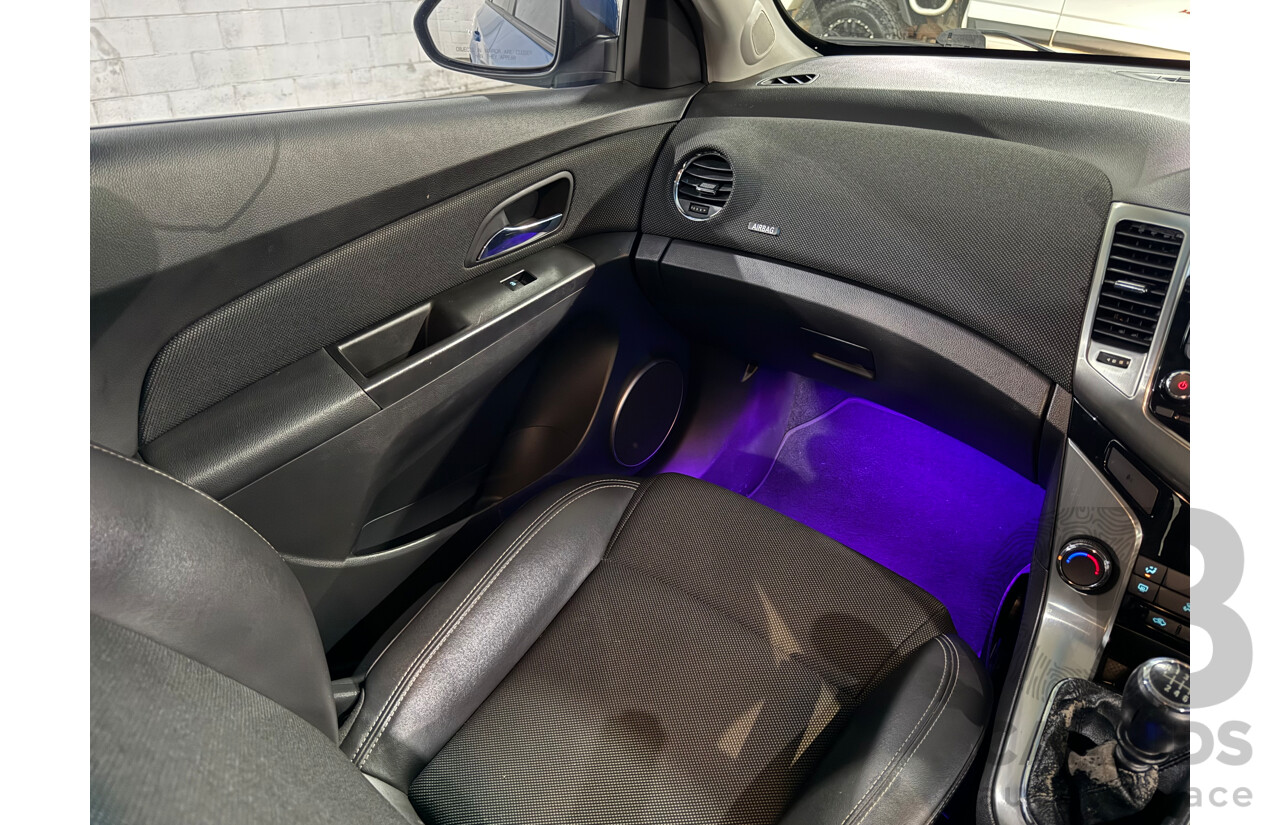8/2015 Holden Cruze SRi JH MY15 4d Sedan Blue Turbo 1.6L
