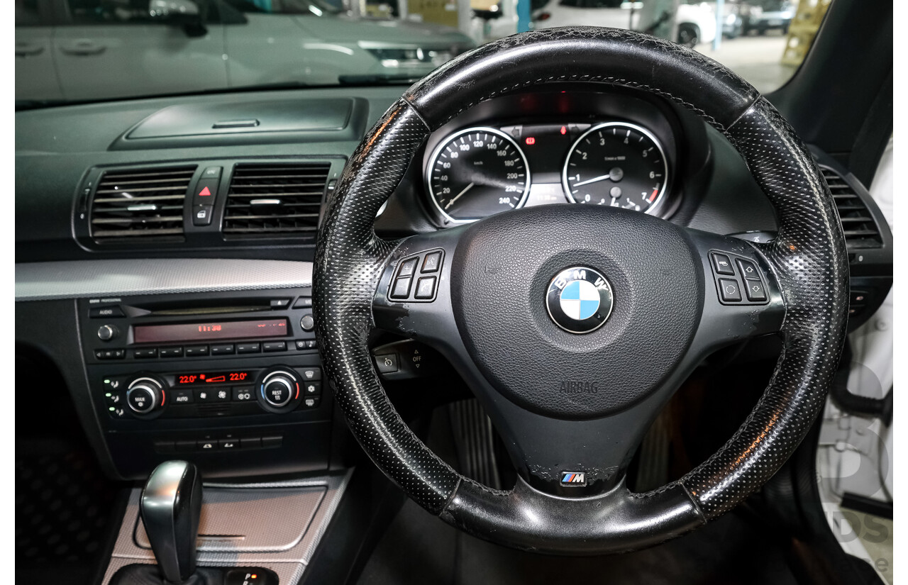 7/2009 BMW 120i E88 MY09 2d Convertible Alpine White 2.0L