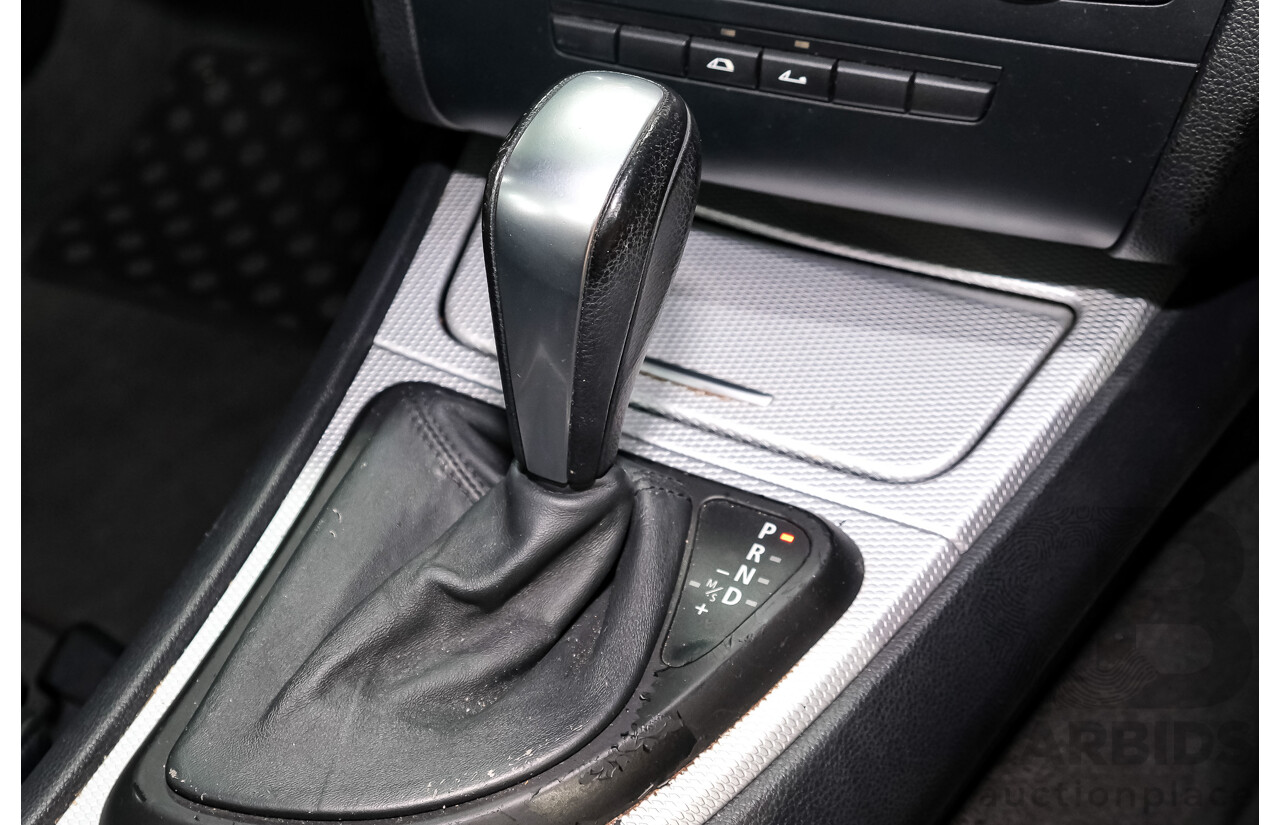 7/2009 BMW 120i E88 MY09 2d Convertible Alpine White 2.0L
