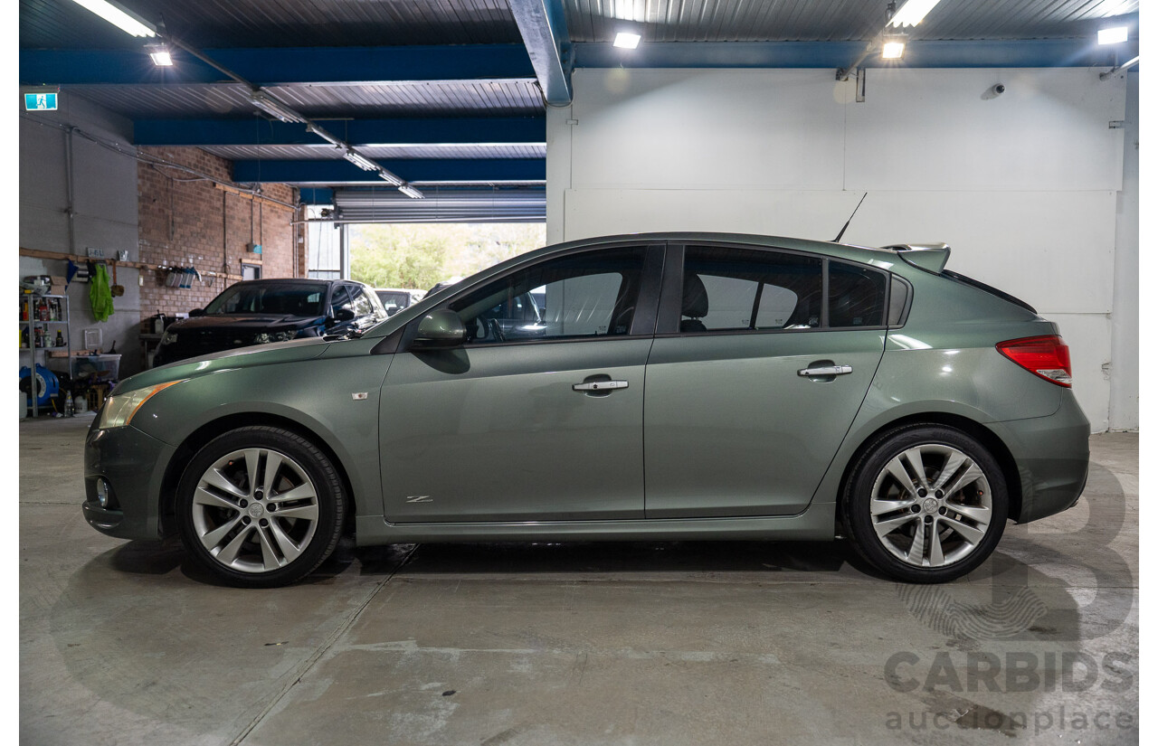 11/2014 Holden Cruze SRi Z-Series JH MY14 5d Hatchback Grey Turbo 1.6L