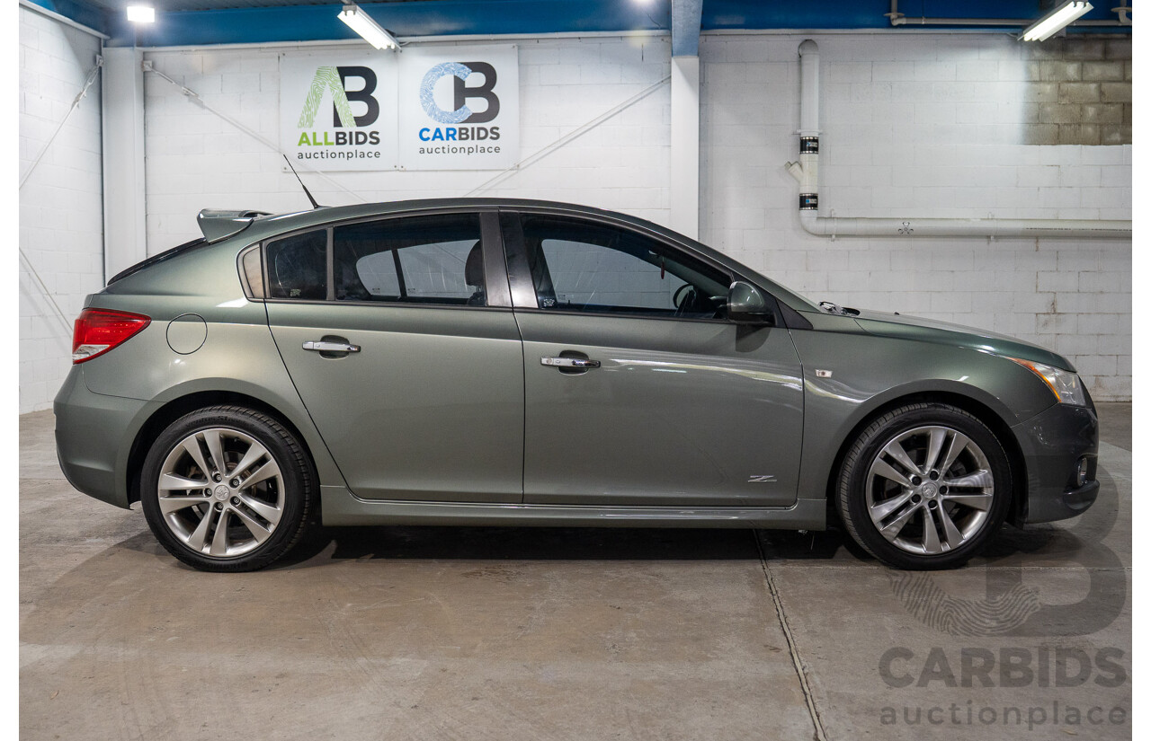 11/2014 Holden Cruze SRi Z-Series JH MY14 5d Hatchback Grey Turbo 1.6L