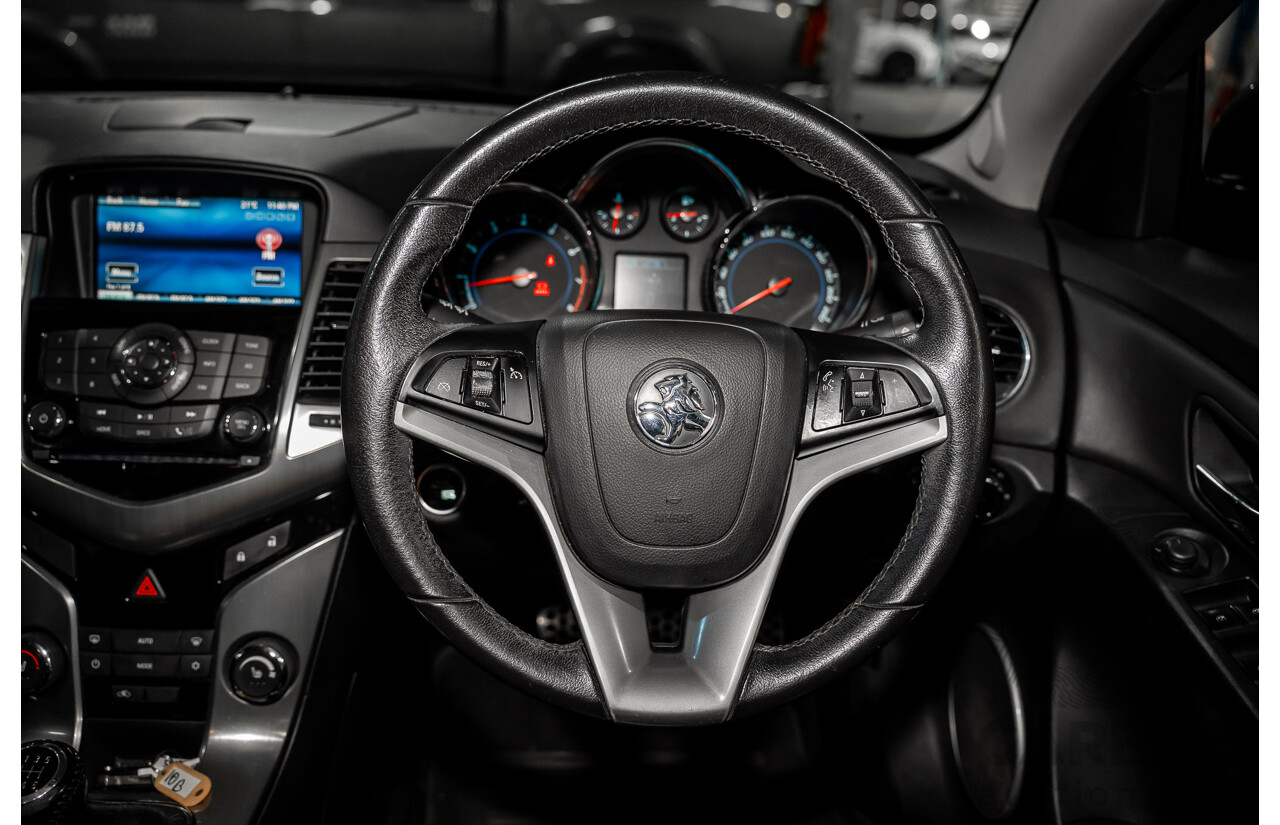 11/2014 Holden Cruze SRi Z-Series JH MY14 5d Hatchback Grey Turbo 1.6L