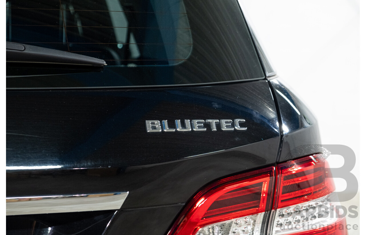 4/2012 Mercedes-Benz ML 350 CDI Bluetec (4x4) 166 4d Wagon Obsidian Black Metallic V6 3.0L