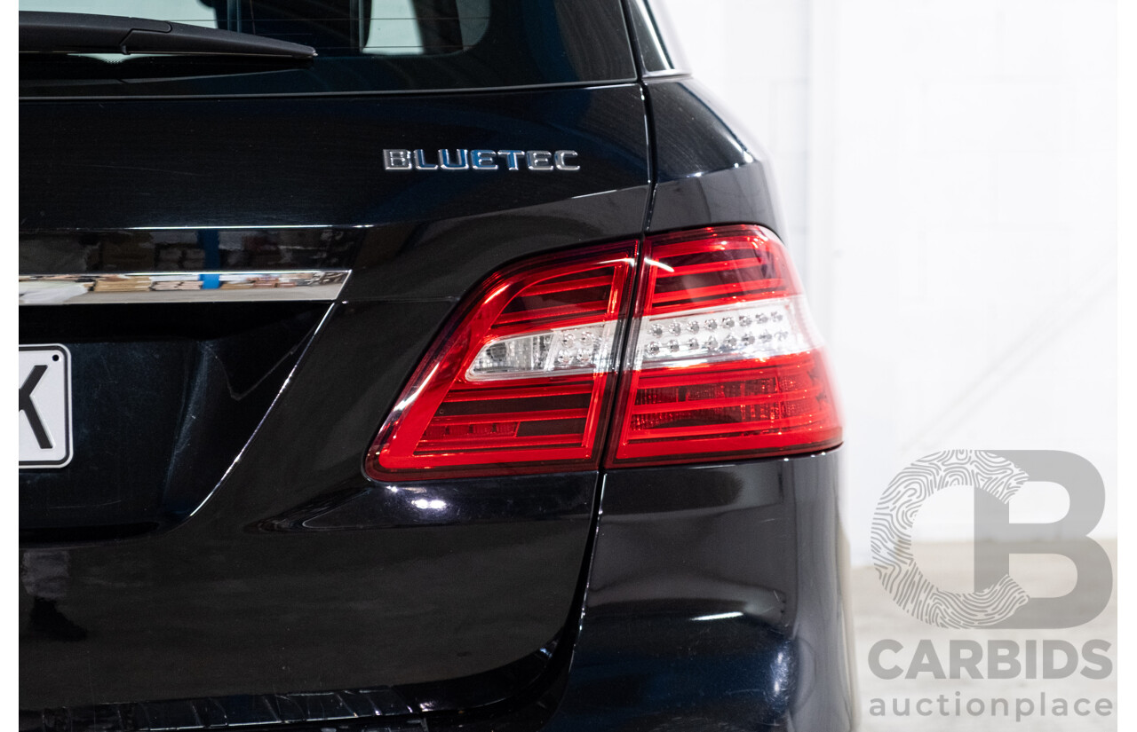 4/2012 Mercedes-Benz ML 350 CDI Bluetec (4x4) 166 4d Wagon Obsidian Black Metallic V6 3.0L
