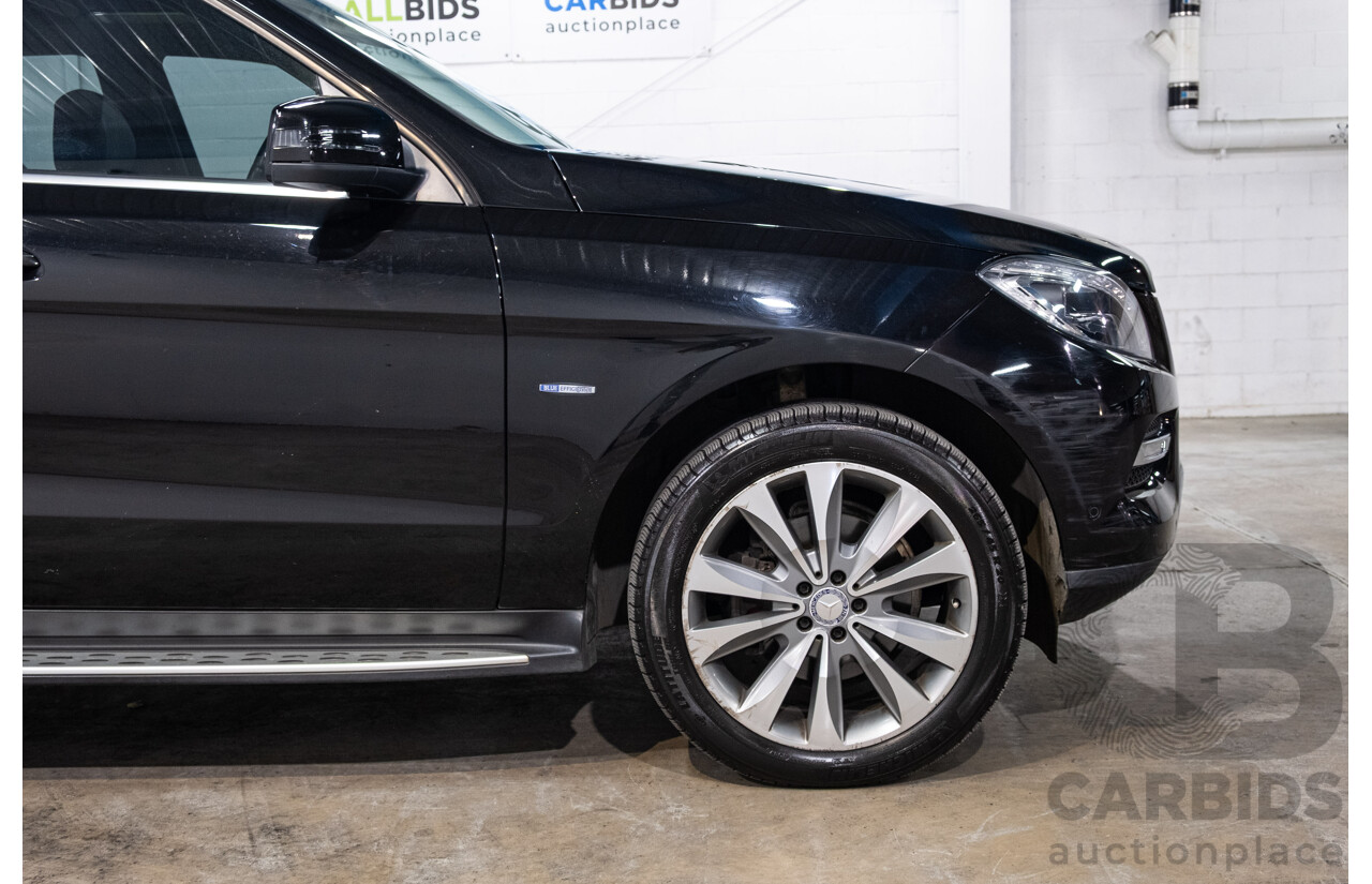 4/2012 Mercedes-Benz ML 350 CDI Bluetec (4x4) 166 4d Wagon Obsidian Black Metallic V6 3.0L