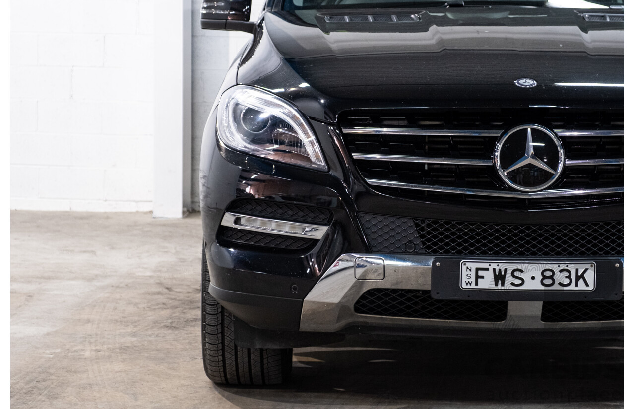 4/2012 Mercedes-Benz ML 350 CDI Bluetec (4x4) 166 4d Wagon Obsidian Black Metallic V6 3.0L