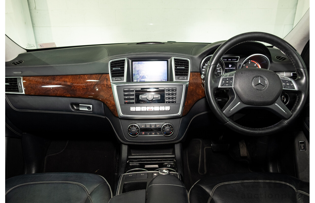 4/2012 Mercedes-Benz ML 350 CDI Bluetec (4x4) 166 4d Wagon Obsidian Black Metallic V6 3.0L