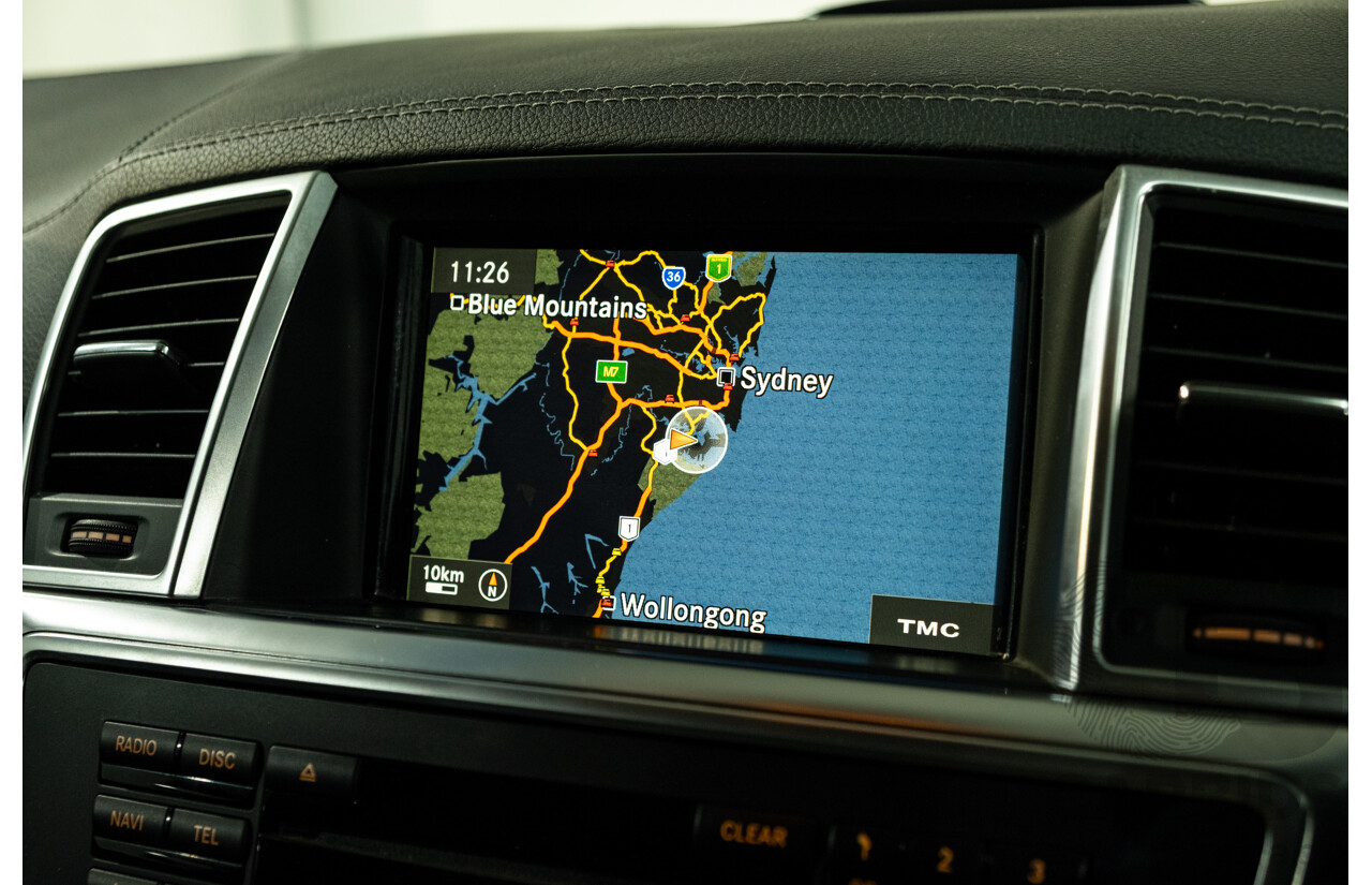 4/2012 Mercedes-Benz ML 350 CDI Bluetec (4x4) 166 4d Wagon Obsidian Black Metallic V6 3.0L