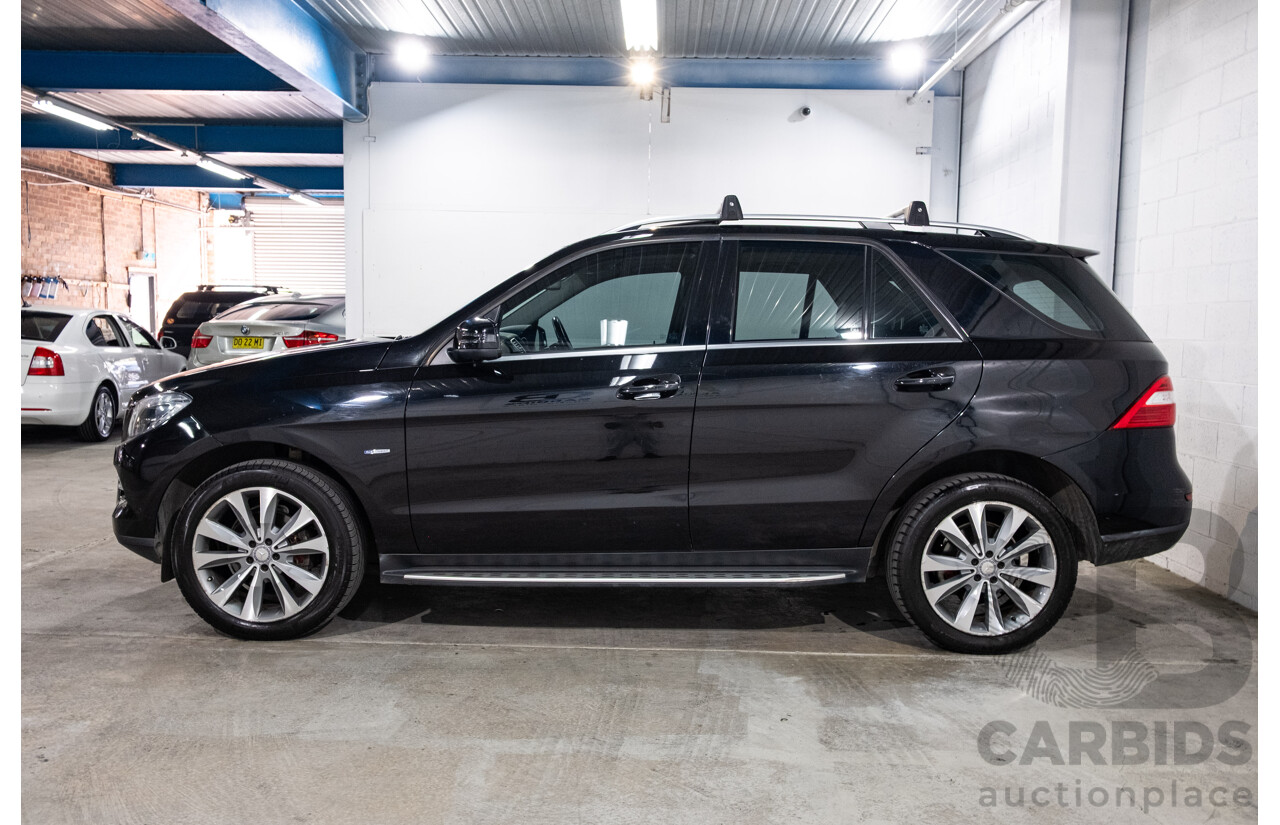 4/2012 Mercedes-Benz ML 350 CDI Bluetec (4x4) 166 4d Wagon Obsidian Black Metallic V6 3.0L