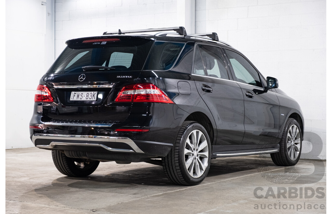 4/2012 Mercedes-Benz ML 350 CDI Bluetec (4x4) 166 4d Wagon Obsidian Black Metallic V6 3.0L