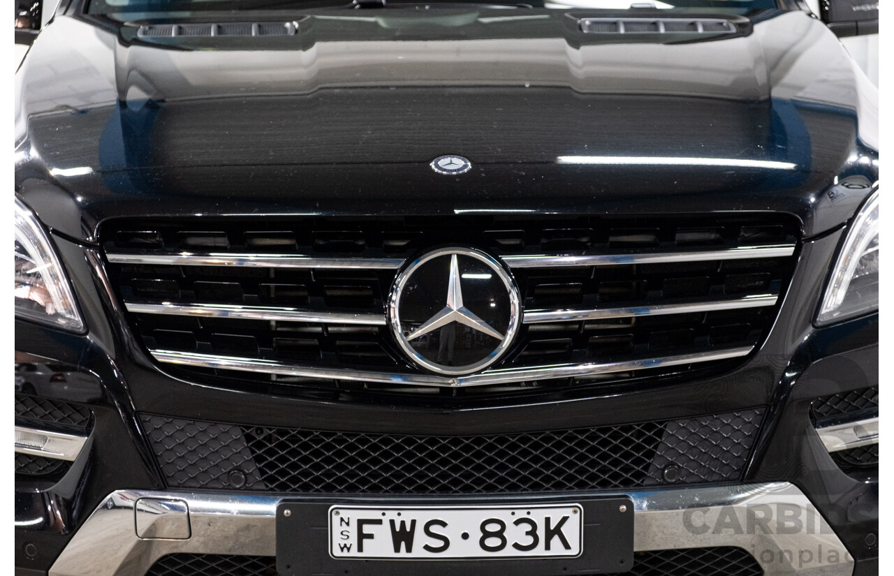 4/2012 Mercedes-Benz ML 350 CDI Bluetec (4x4) 166 4d Wagon Obsidian Black Metallic V6 3.0L