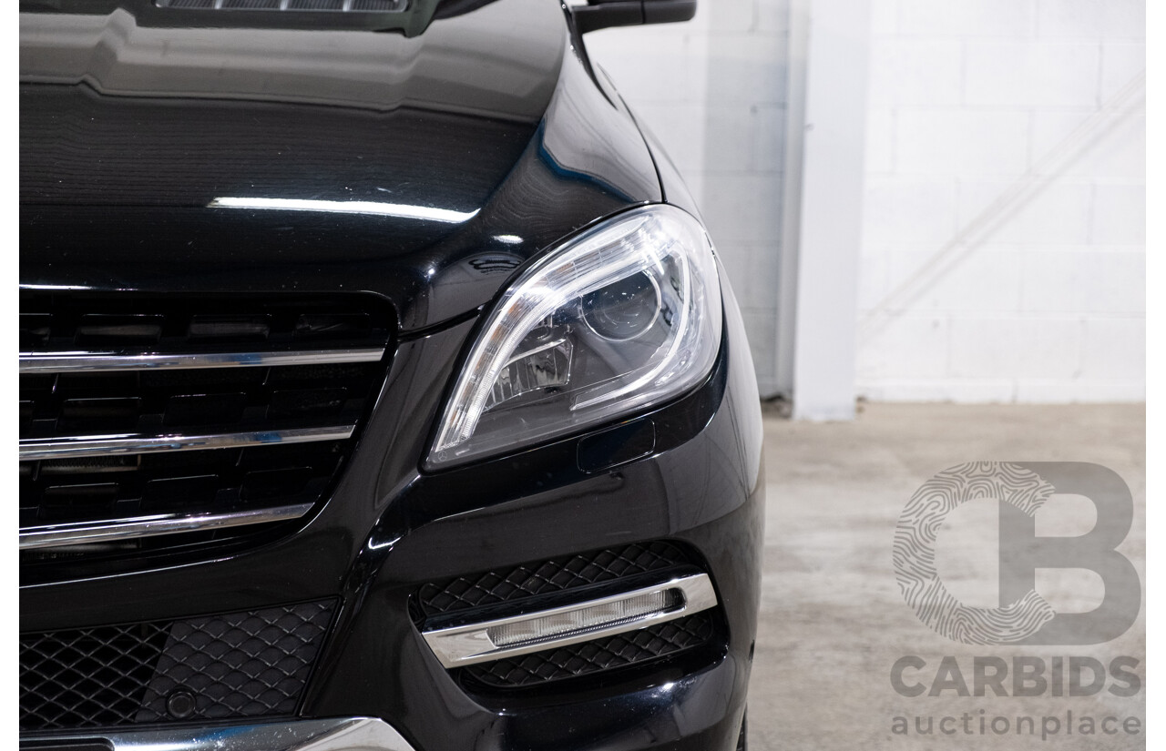 4/2012 Mercedes-Benz ML 350 CDI Bluetec (4x4) 166 4d Wagon Obsidian Black Metallic V6 3.0L