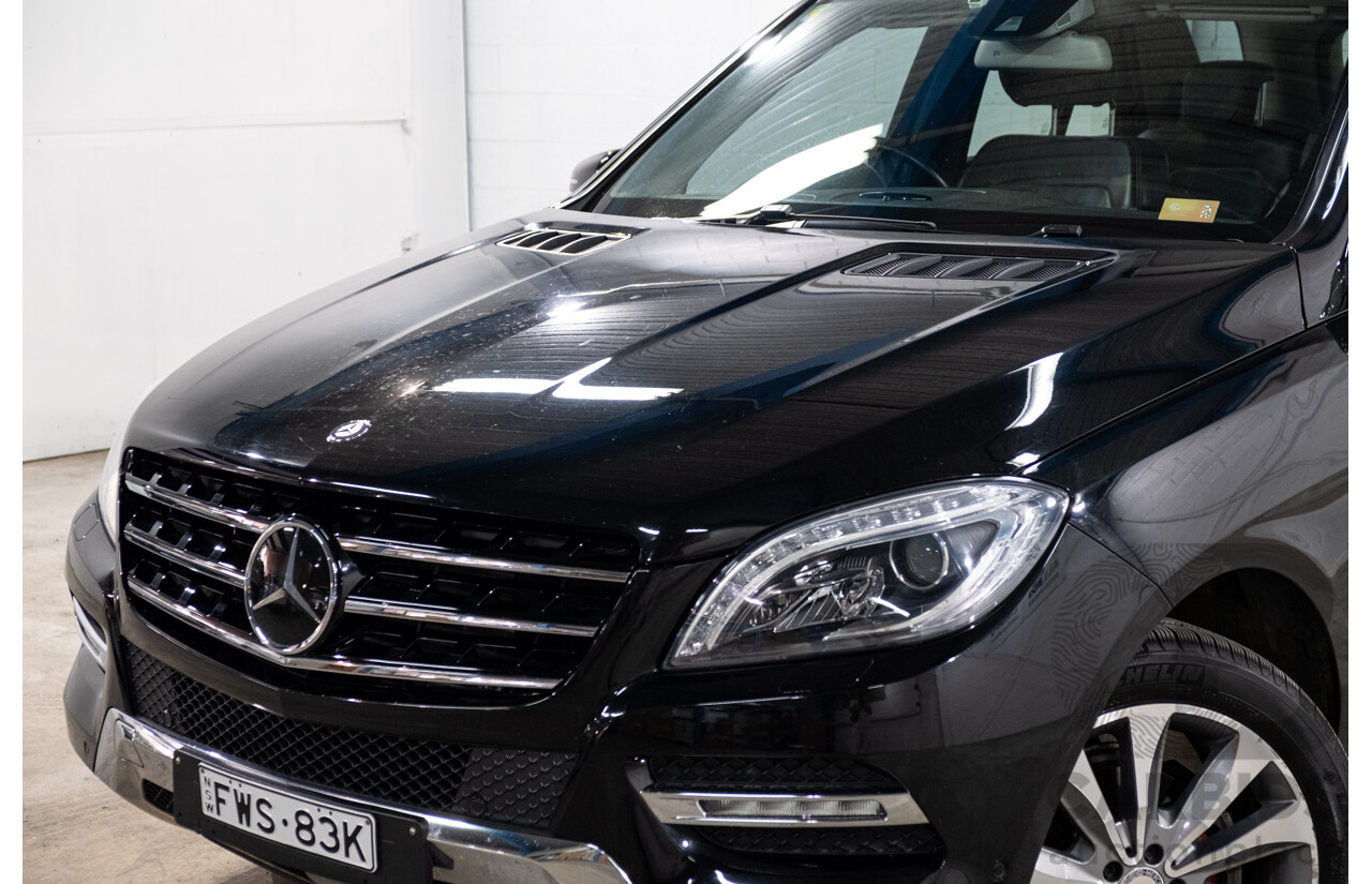 4/2012 Mercedes-Benz ML 350 CDI Bluetec (4x4) 166 4d Wagon Obsidian Black Metallic V6 3.0L