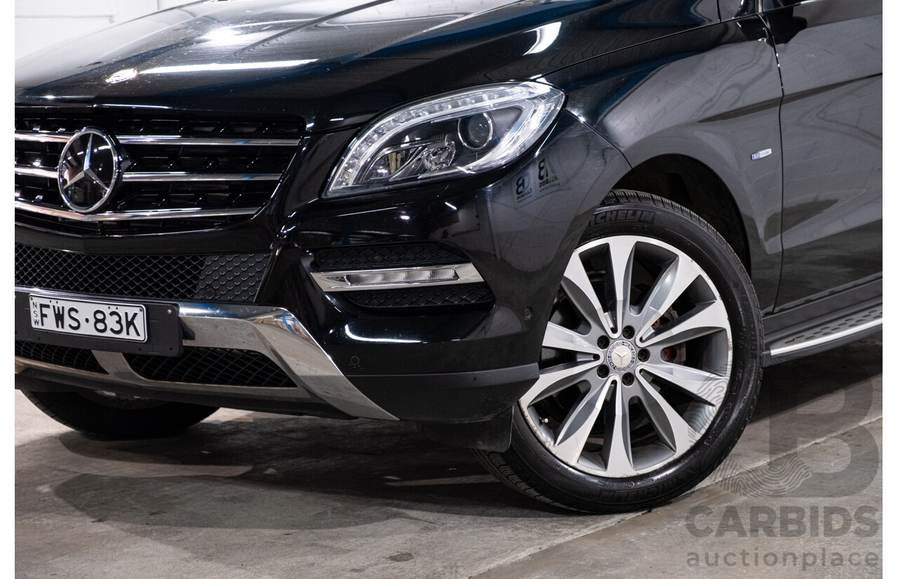 4/2012 Mercedes-Benz ML 350 CDI Bluetec (4x4) 166 4d Wagon Obsidian Black Metallic V6 3.0L