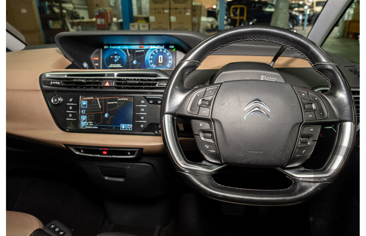 12/2016 Citroen Grand C4 Picasso 110 HDi (FWD) B7 MY15 4D Wagon Red 2.0L