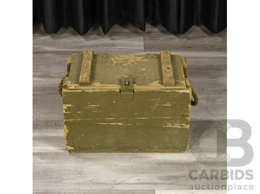 Vintage Timber Ammunition Box with Rabbit Traps