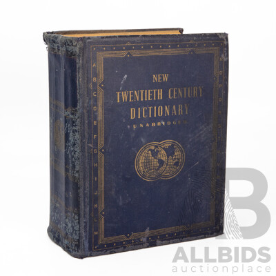 New Twentieth Century Dictionary Unabridged, World Publishing Company, 1943
