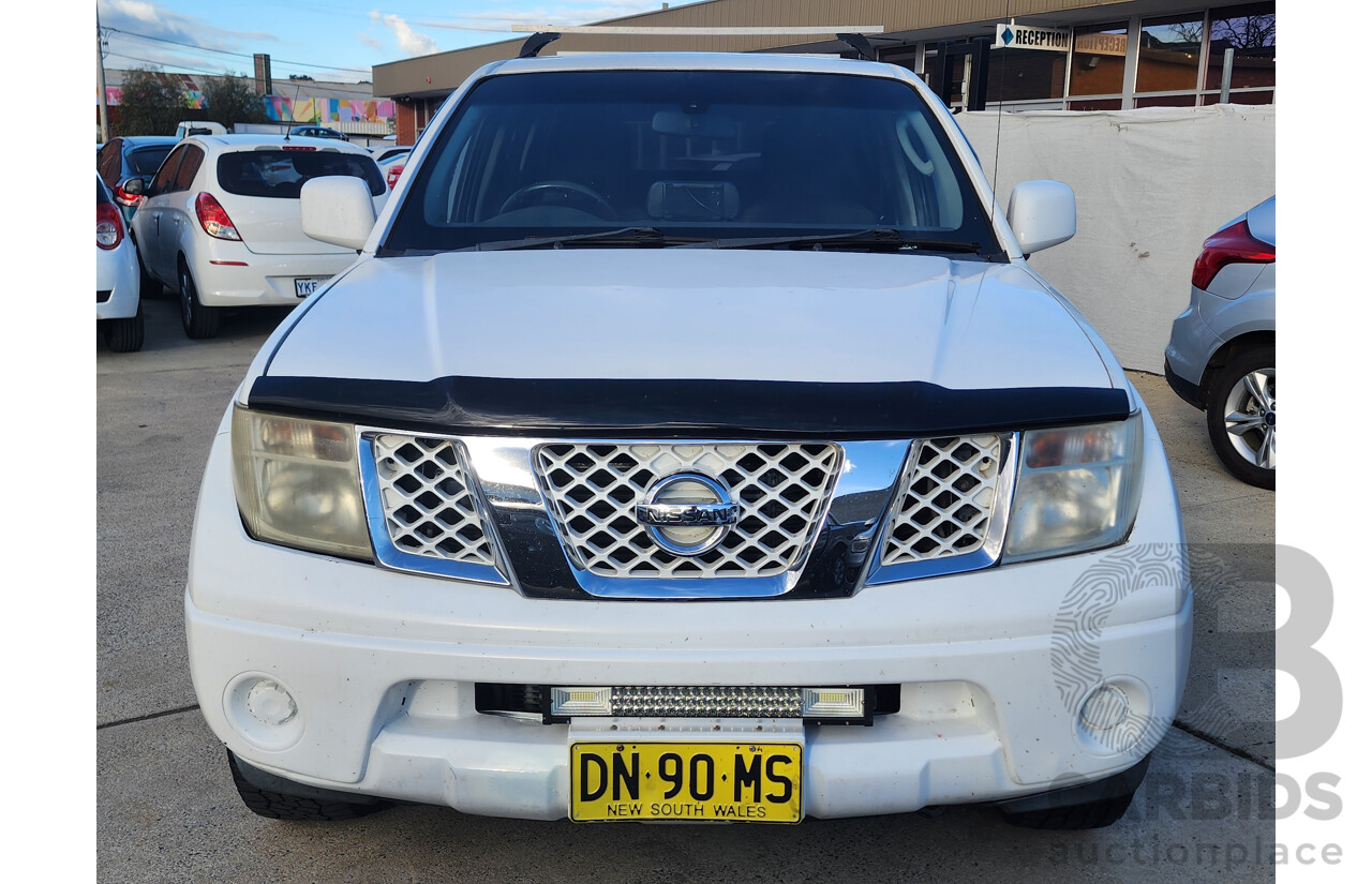 12/2012 Nissan Navara ST (4x4) D40 Dual Cab P/Up White 2.5L