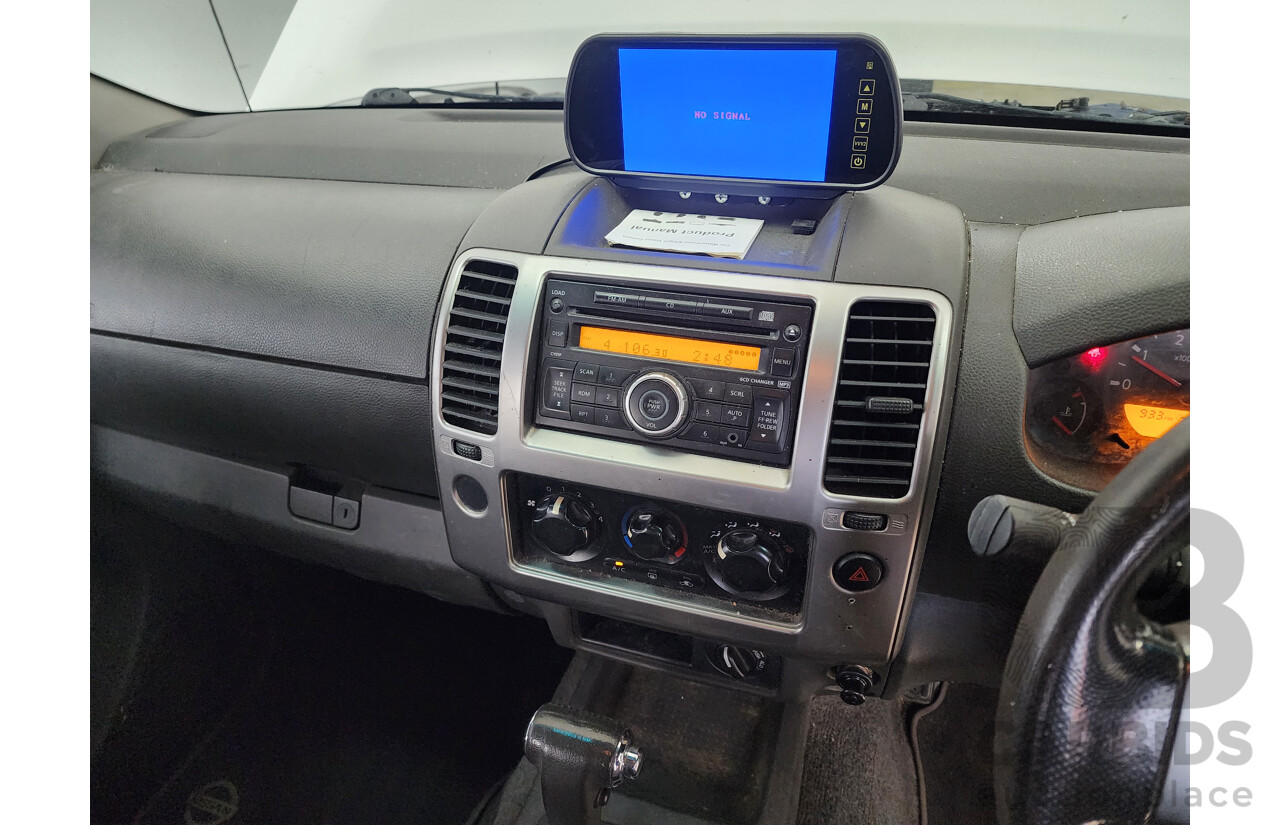 12/2012 Nissan Navara ST (4x4) D40 Dual Cab P/Up White 2.5L
