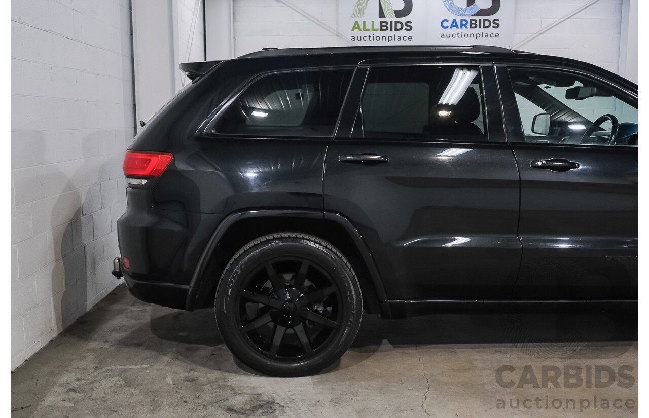 07/2016 Jeep Grand Cherokee Overland (4x4) WK MY15 4d Wagon Brillant Black Metallic Turbo Diesel V6 3.0L
