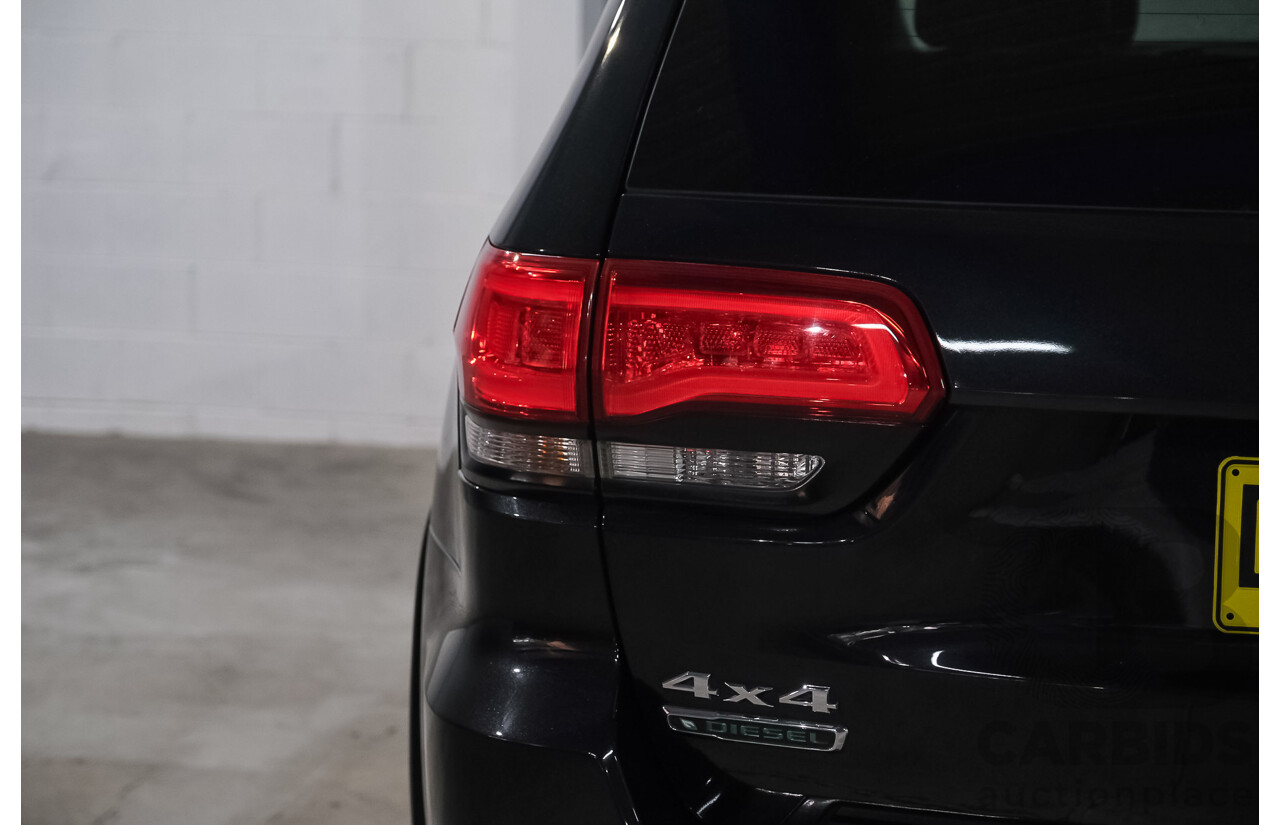 07/2016 Jeep Grand Cherokee Overland (4x4) WK MY15 4d Wagon Brillant Black Metallic Turbo Diesel V6 3.0L