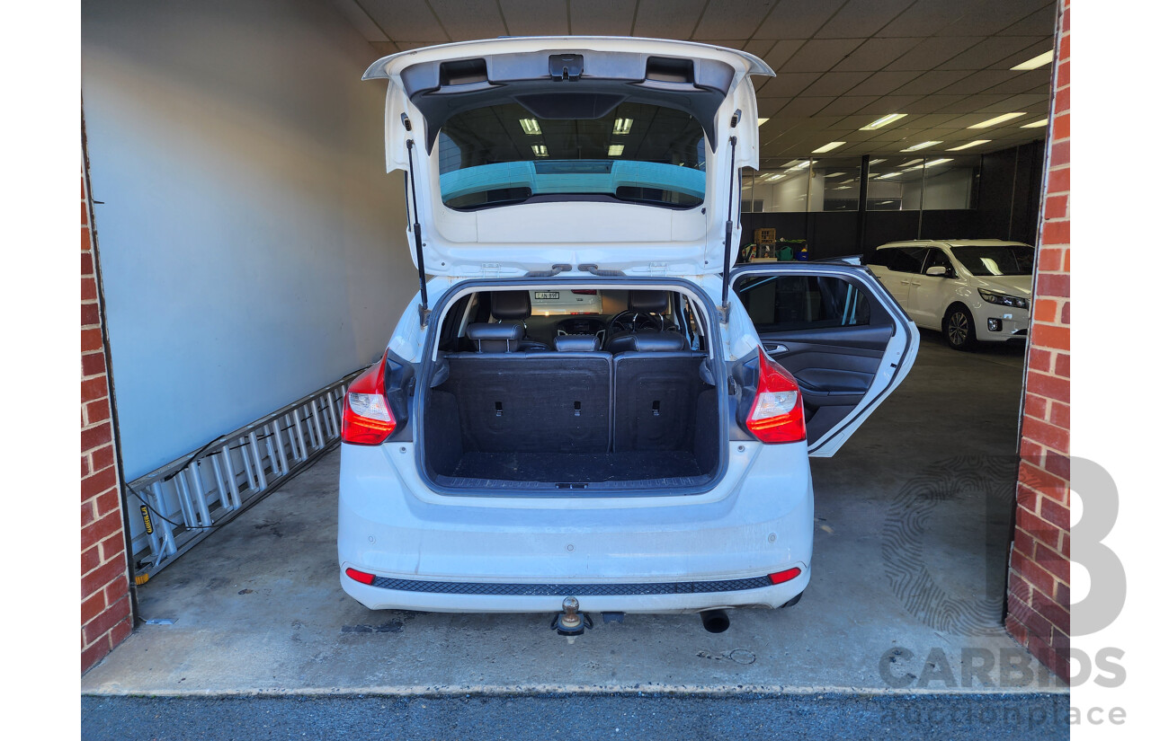 8/2012 Ford Focus Titanium LW 5d Hatchback White 2.0L