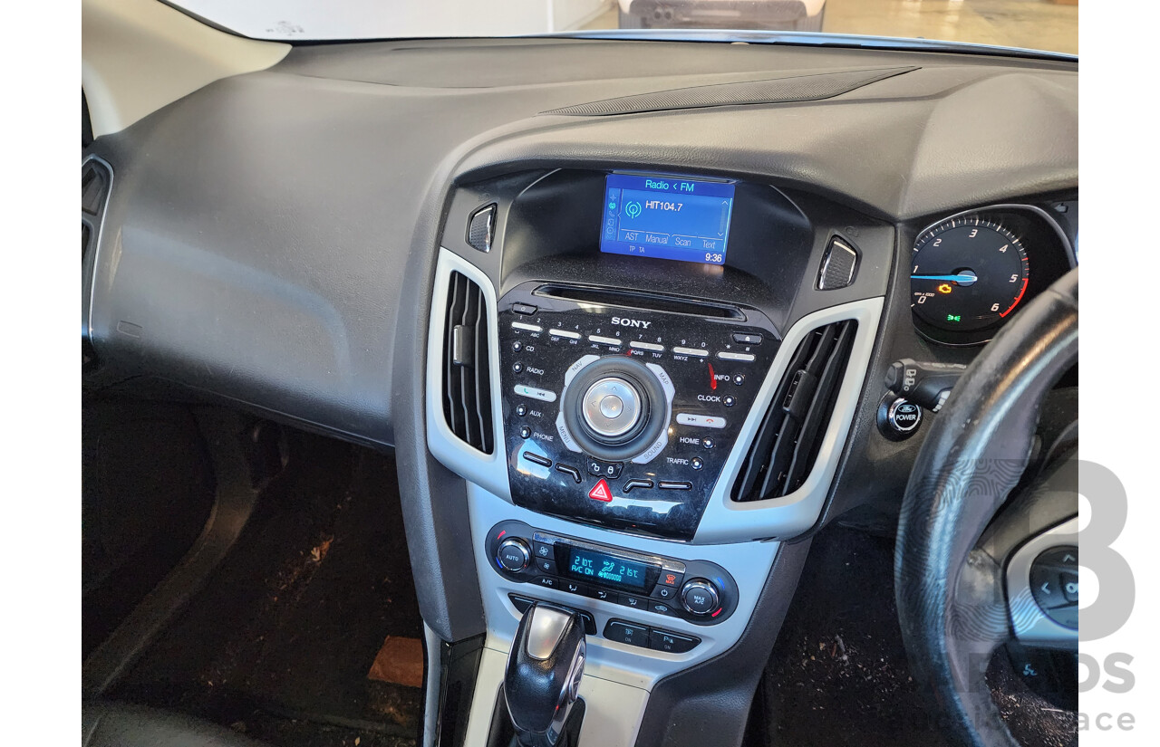 8/2012 Ford Focus Titanium LW 5d Hatchback White 2.0L