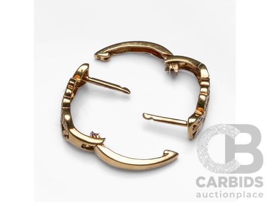 1662711 · Pair of 9ct Yellow Gold Earrings with Diamonds - 2.31gms