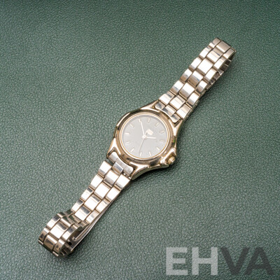 Vintage Seiko 5 Wristwatch with Original Box & Paperwork