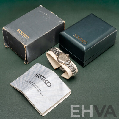 Vintage Seiko 5 Wristwatch with Original Box & Paperwork