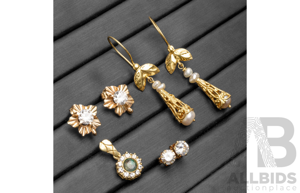 Collection of Gold & Gold Tone Earrings & Pendant - Lot of 4