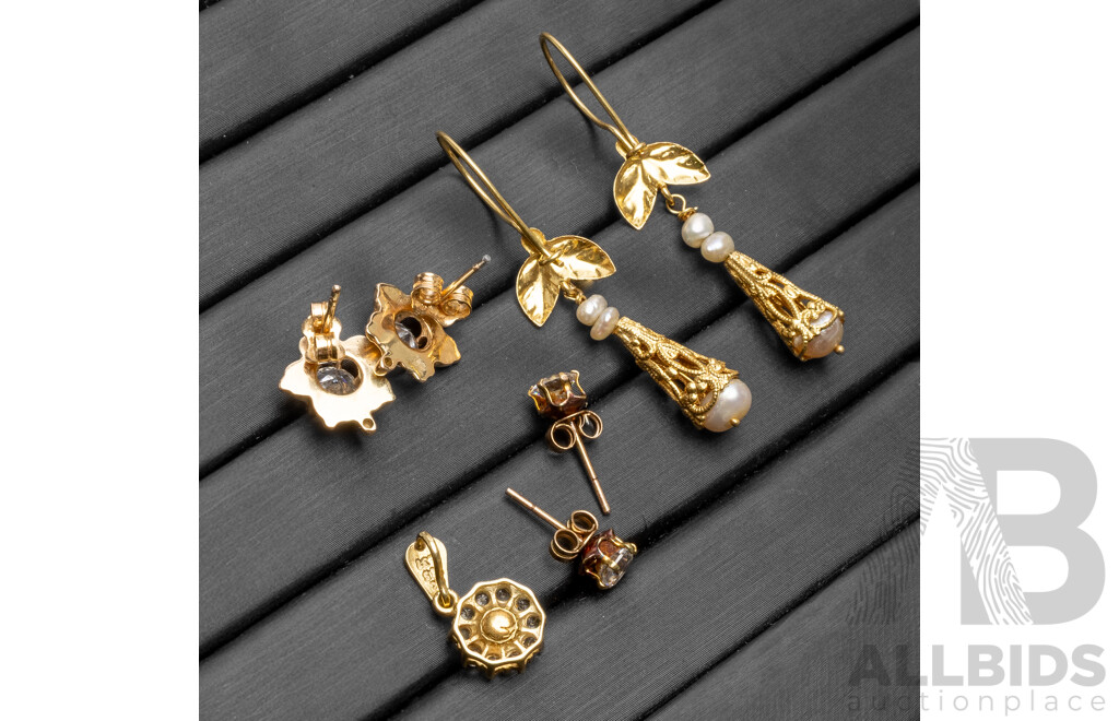 Collection of Gold & Gold Tone Earrings & Pendant - Lot of 4