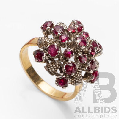 Vintage 18ct Gold & Ruby Cluster Dress Ring - Size Q