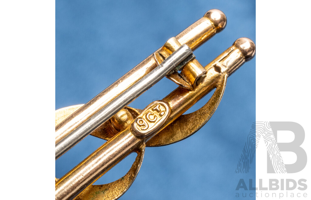 Vintage 9ct Yellow Gold Bar Brooch with Diamond & Tourmalines - 2.67gms