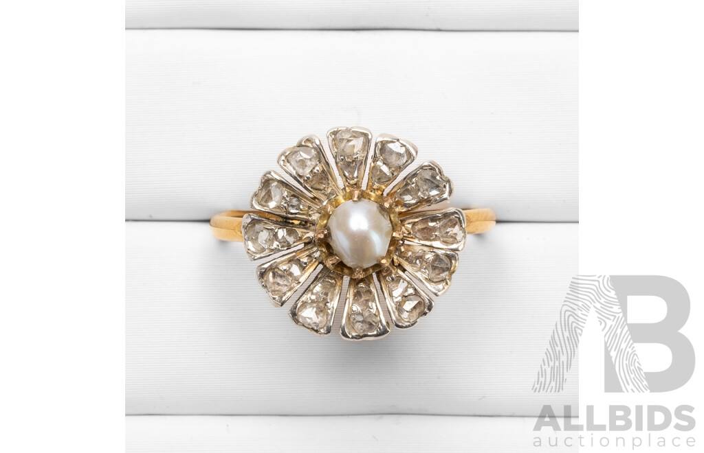 Vintage 18ct 'Floral' Diamond & Cultured Pearl Dress Ring - Size M
