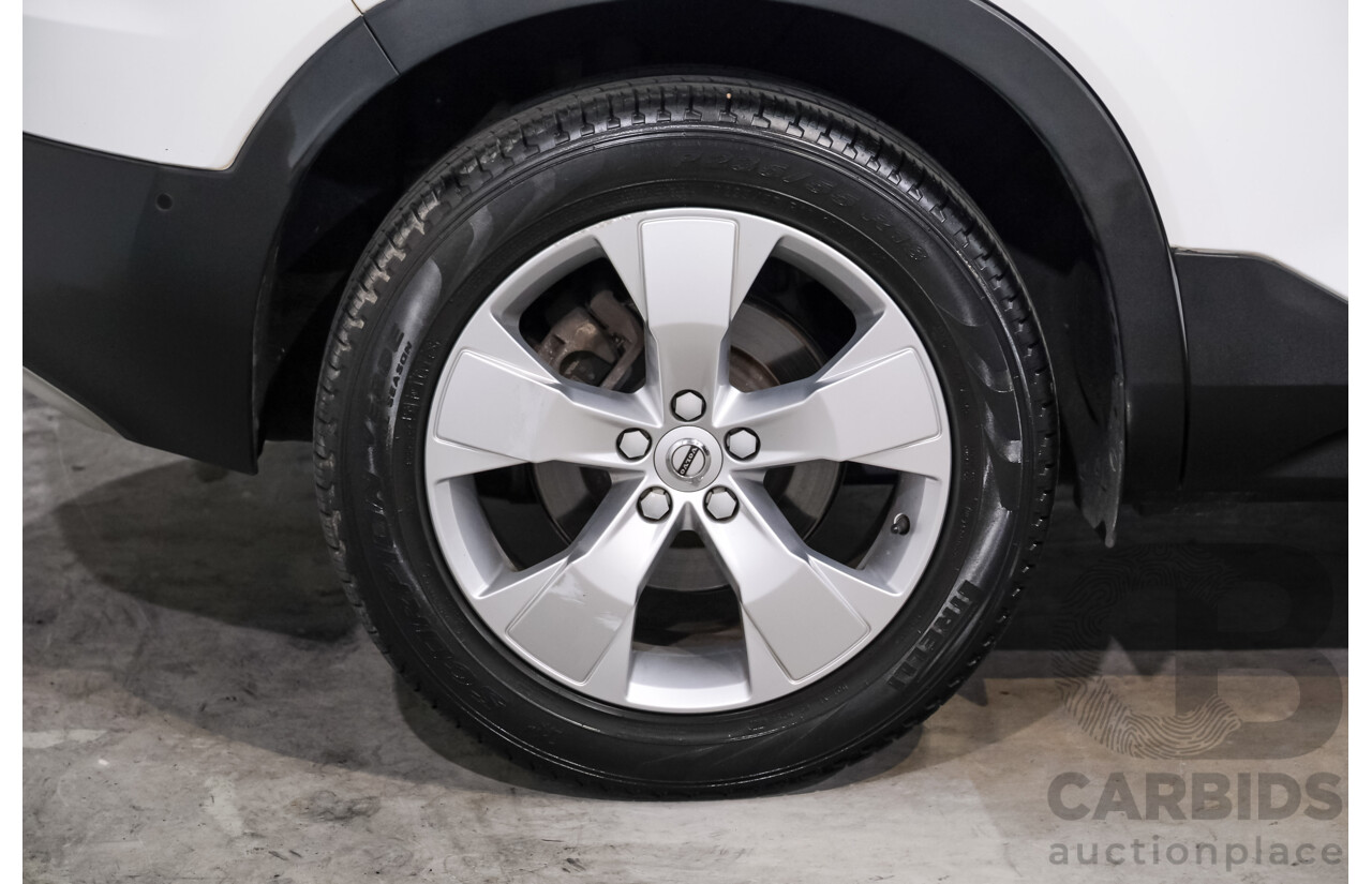 07/2018 Volvo XC40 T4 Momentum 536 MY19 4d Wagon White Turbo 2.0L