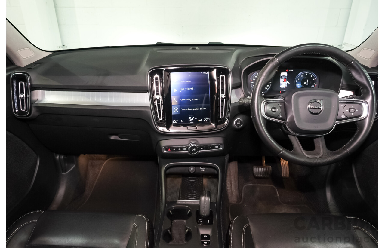 07/2018 Volvo XC40 T4 Momentum 536 MY19 4d Wagon White Turbo 2.0L