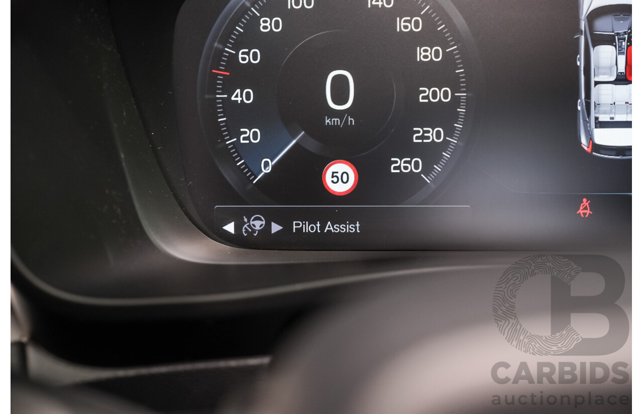07/2018 Volvo XC40 T4 Momentum 536 MY19 4d Wagon White Turbo 2.0L