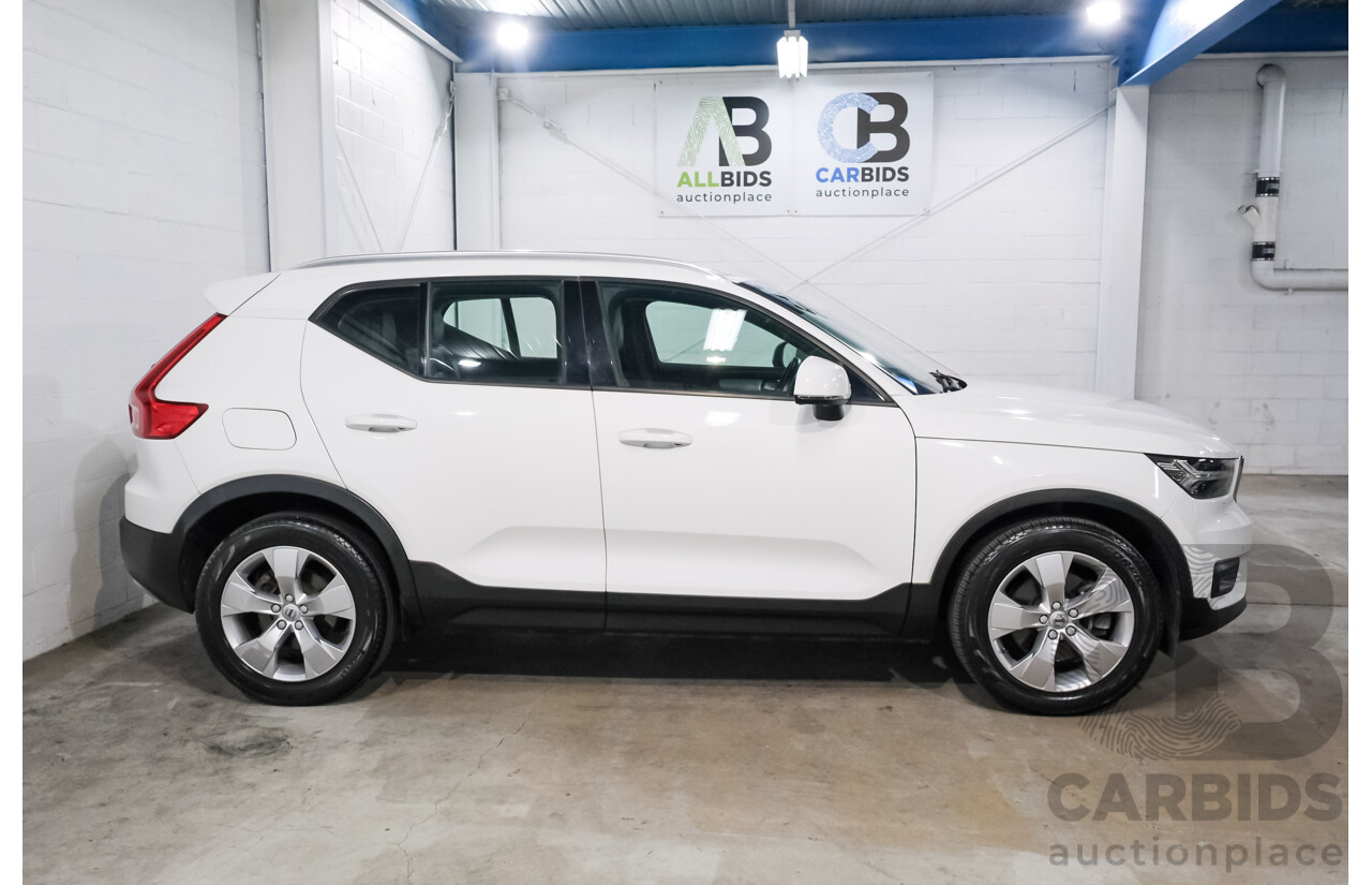 07/2018 Volvo XC40 T4 Momentum 536 MY19 4d Wagon White Turbo 2.0L