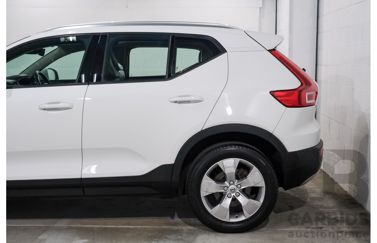 07/2018 Volvo XC40 T4 Momentum 536 MY19 4d Wagon White Turbo 2.0L