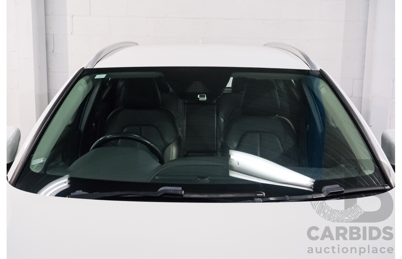 07/2018 Volvo XC40 T4 Momentum 536 MY19 4d Wagon White Turbo 2.0L